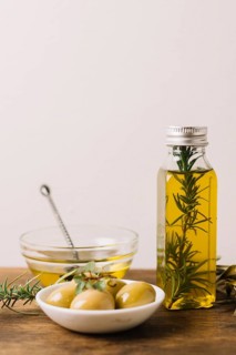 Olives with rosemary oil