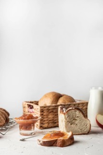 Slices sweet bread with jam