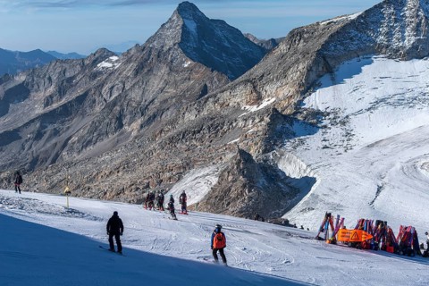 Year-round ski resort