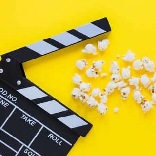 Close up clapper popcorn
