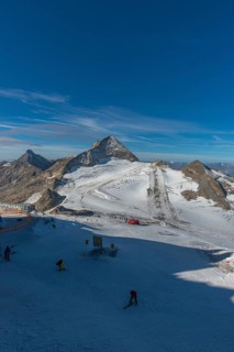 Year-round ski resort