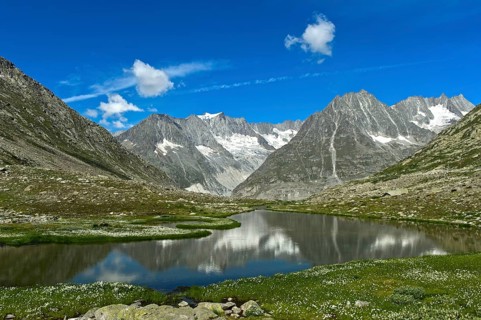 At Lake Maerjelen