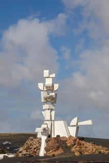 Sculpture Monumento al Campesino by the artist Cesar Manrique