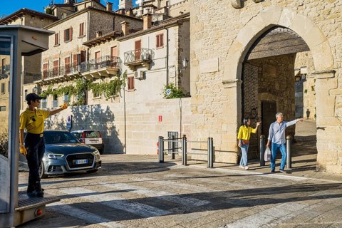 Traffic policewoman at Porta San Francesco