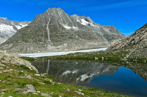 At Lake Maerjelen