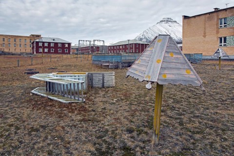 Children's playground at Pyramiden