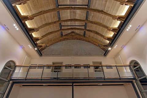 Gallery and wooden vault of the former synagogue