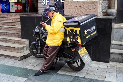 On the road in the centre of the 38 million city