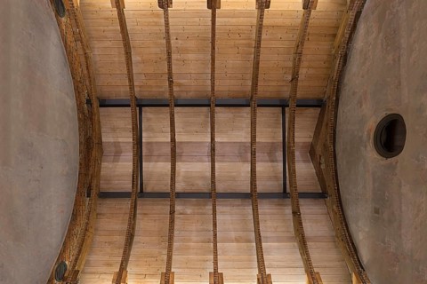 Reconstructed wooden ceiling vault of the former synagogue