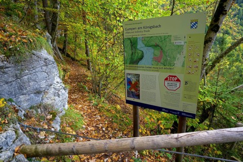 Road closure and prohibition sign at Malerwinkel