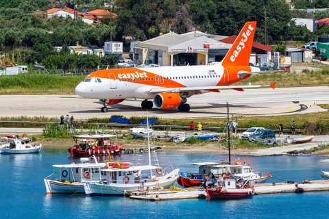 An EasyJet Airbus A319 aircraft with the registration number OE-LQF at Skiathos Airport