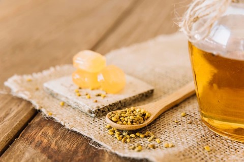 Wooden spoon bee pollen seeds candies jar honey sack cloth
