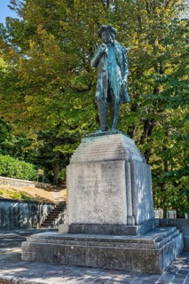 Monument to Melchiorre Delfico