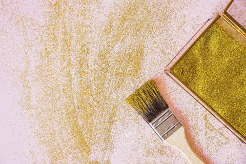 Yellow sequins box with brush