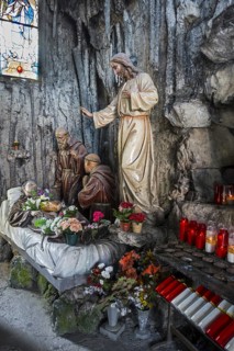 Sculptures in Grotto of St Anthony of Padua