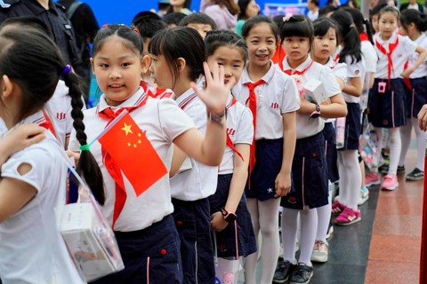 School class in the centre of Chongqing near the museum