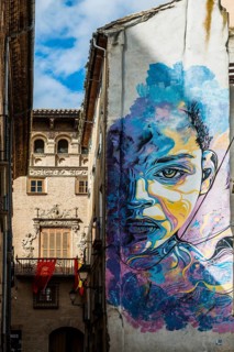 House wall with graffiti