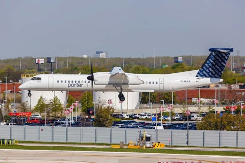 A De Havilland Canada Dash 8 Q400 aircraft of Porter Airlines with the registration C-GLQV at Chicago Airport