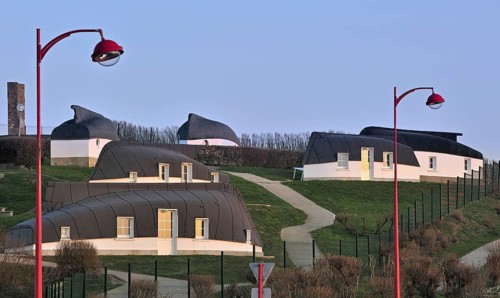 Camping site with quilles en l air
