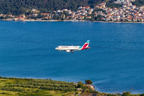 A Eurowings Airbus A319 aircraft with the registration D-AGWM at Split Airport