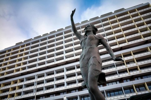 Bronze statue S.O.S for Save our Seas