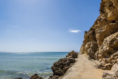 Awesome view of Albufeira cliff with side walk