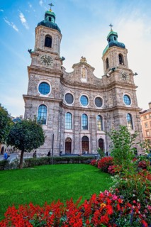 Cathedral square in front of St Jakob's Cathedral