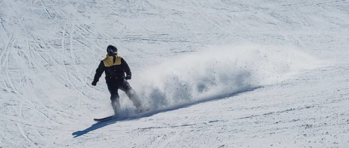 Snowboarder