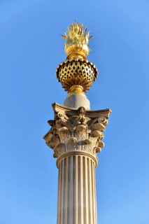Corinthian Column in Warwick Court