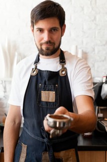 Medium shot barista work