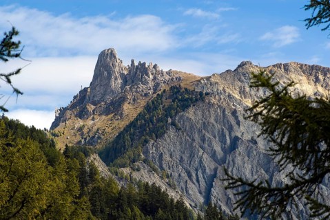 Mountain panorama with the Pierre Avoi