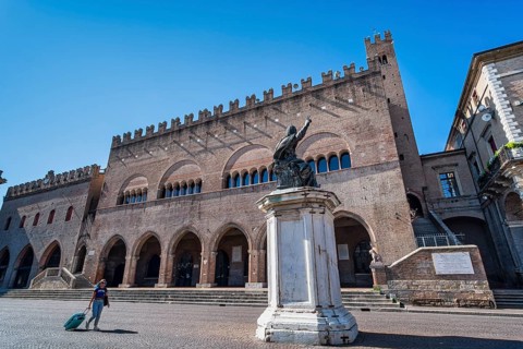 Statue of Pope Paul V
