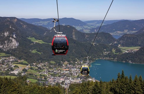 Sankt Gilgen am Wolfgangsee with Zwoelferhorn cable car