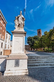 Statue of San Silvestro