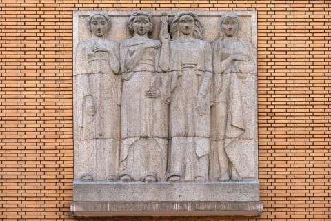 Relief of woman symbolising Liberte