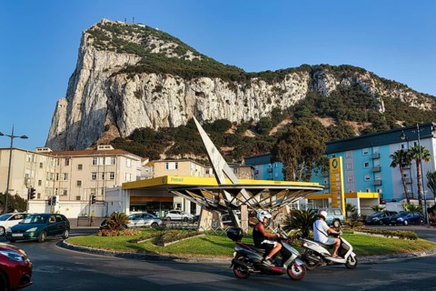 Roundabout with scooters