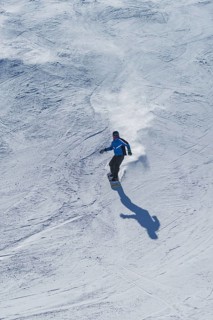 Snowboarder