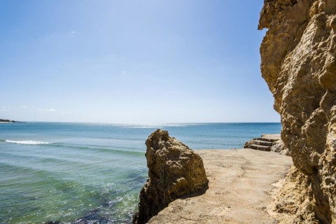 Awesome view of Albufeira cliff with side walk