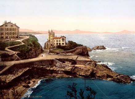 Villa Belsa beach and town view