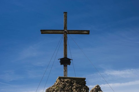 Summit cross