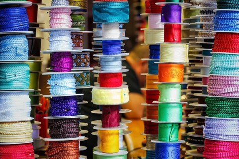 Different coloured borders on rolls