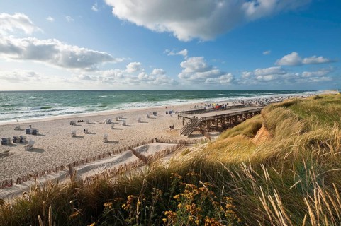Evening sun on the beach of Kampen on the Red Cliff