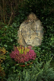 Grave and gravestone of Peter Suhrkamp