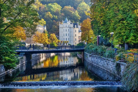 Historic Hotel Pavlov on the banks of the Tepla in autumn