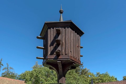 Dovecote in Rosenau Castle Park