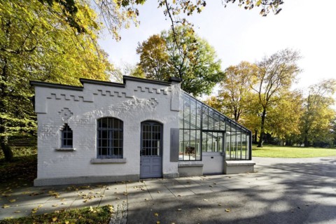 Daimler-garden shed