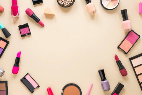 Eye shadows with lipsticks beige table