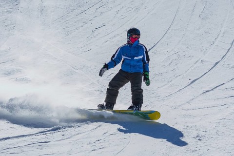 Snowboarder