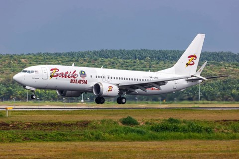 A Boeing 737 MAX 8 aircraft of Batik Air Malaysia with the registration 9M-LRS at Kuala Lumpur Airport