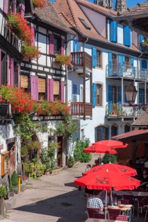 Half-timbered facade of the Hotel Restaurant Zum Schnogaloch